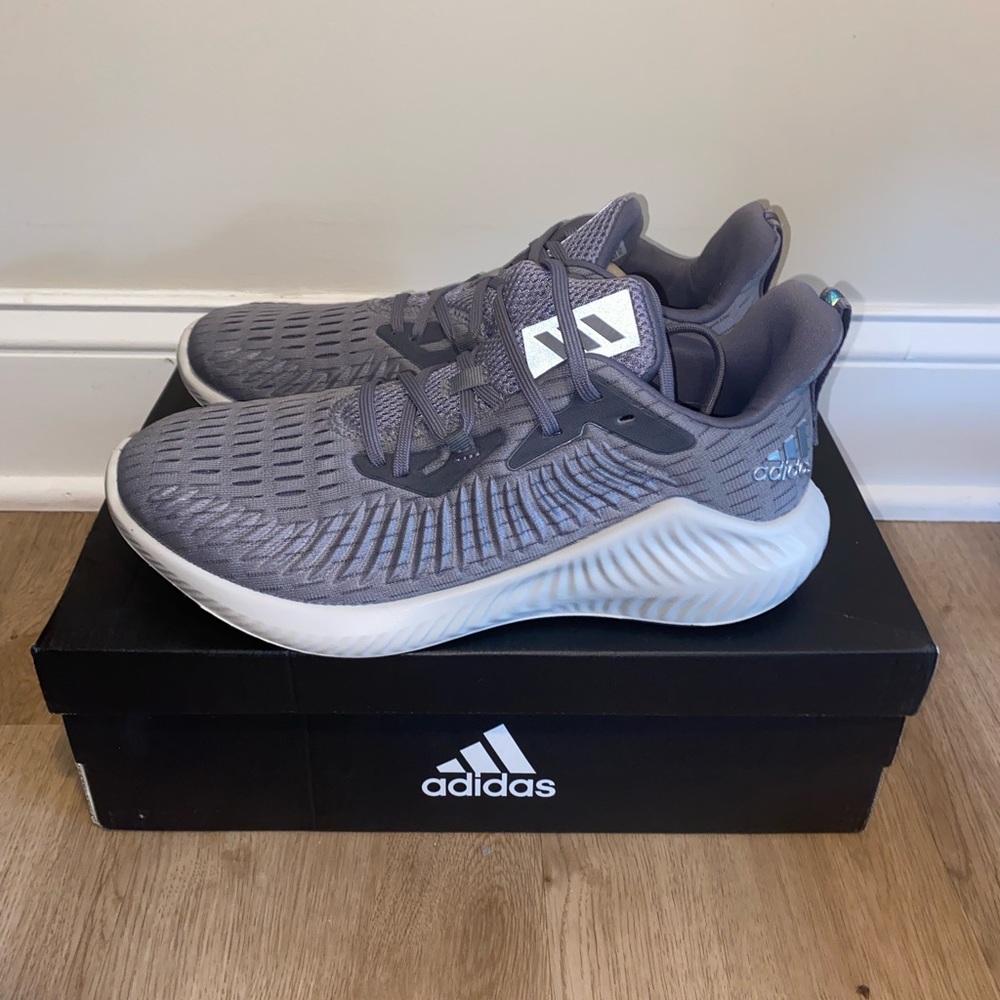 Adidas Alphabounce 1